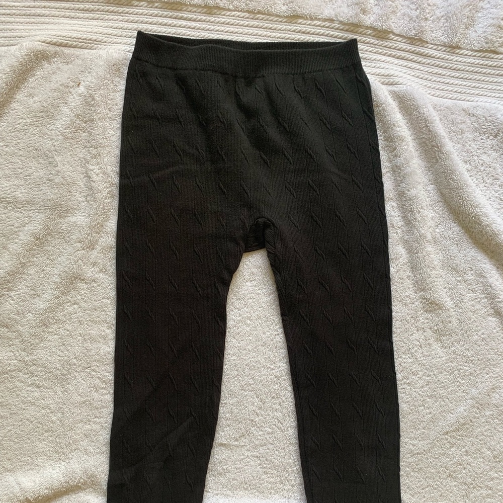 Black cable knit girls tights